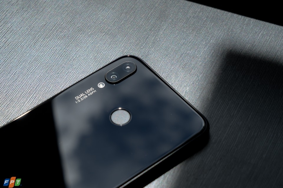 Chỉ còn dưới 5 triệu, Huawei Nova 3i đang là smartphone phổ thông đầy hấp dẫn (ảnh 5) Chỉ còn dưới 5 triệu, Huawei Nova 3i đang là smartphone phổ thông đầy hấp dẫn (ảnh 5)