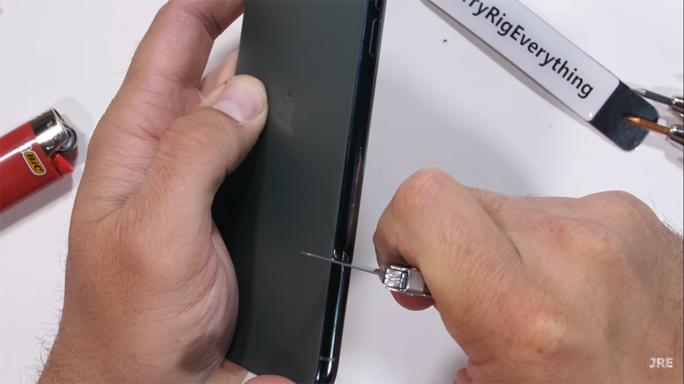 Tra tấn iPhone 11 Pro Max (ảnh 5)