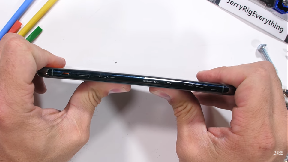 Tra tấn iPhone 11 Pro Max (ảnh 7)