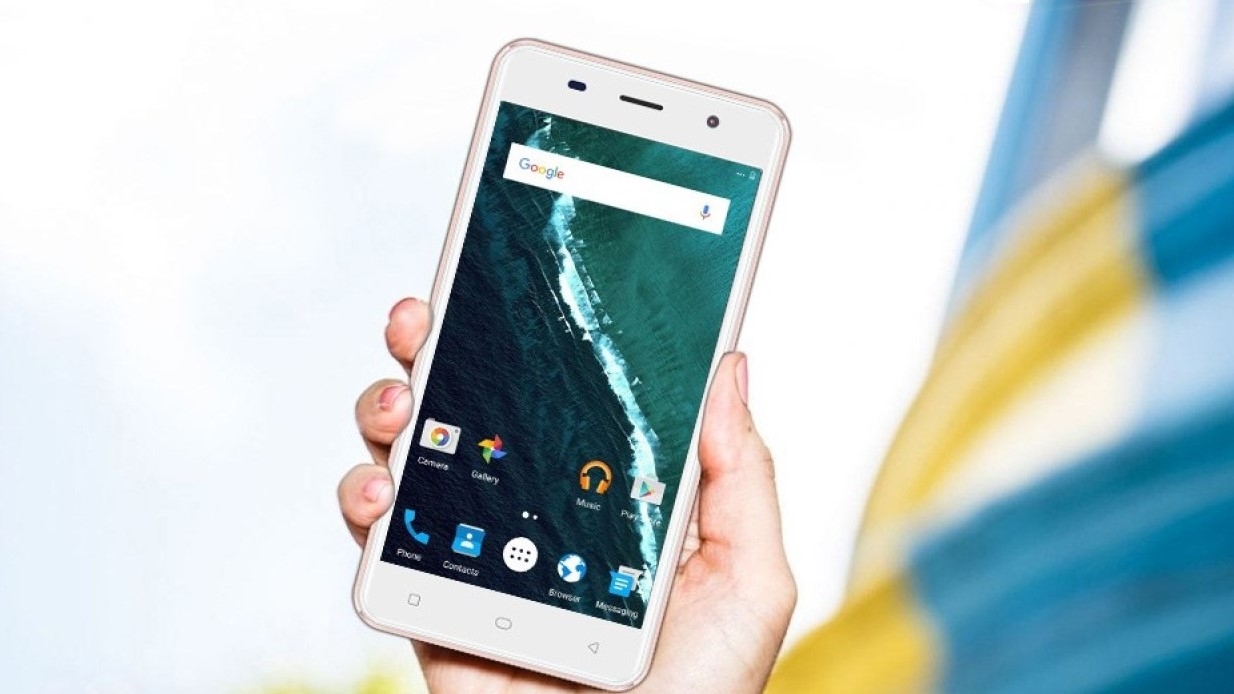 Có gì hấp dẫn trên chiếc smartphone giá rẻ nhất tại FPT Shop? (ảnh 2)