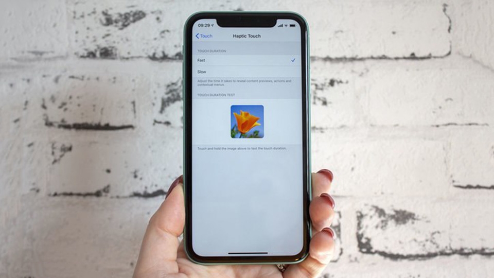 Tất tần tật về công nghệ Haptic Touch trên màn hình iPhone 11 7