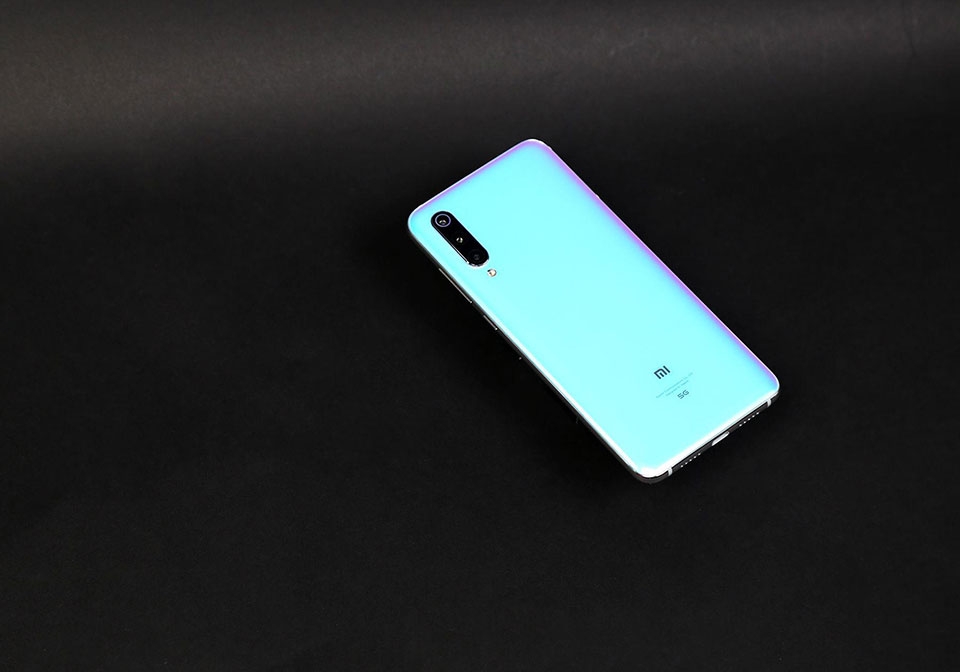 Xiaomi Mi 9 Pro 5G Xiaomi Mi 9 Pro 5G