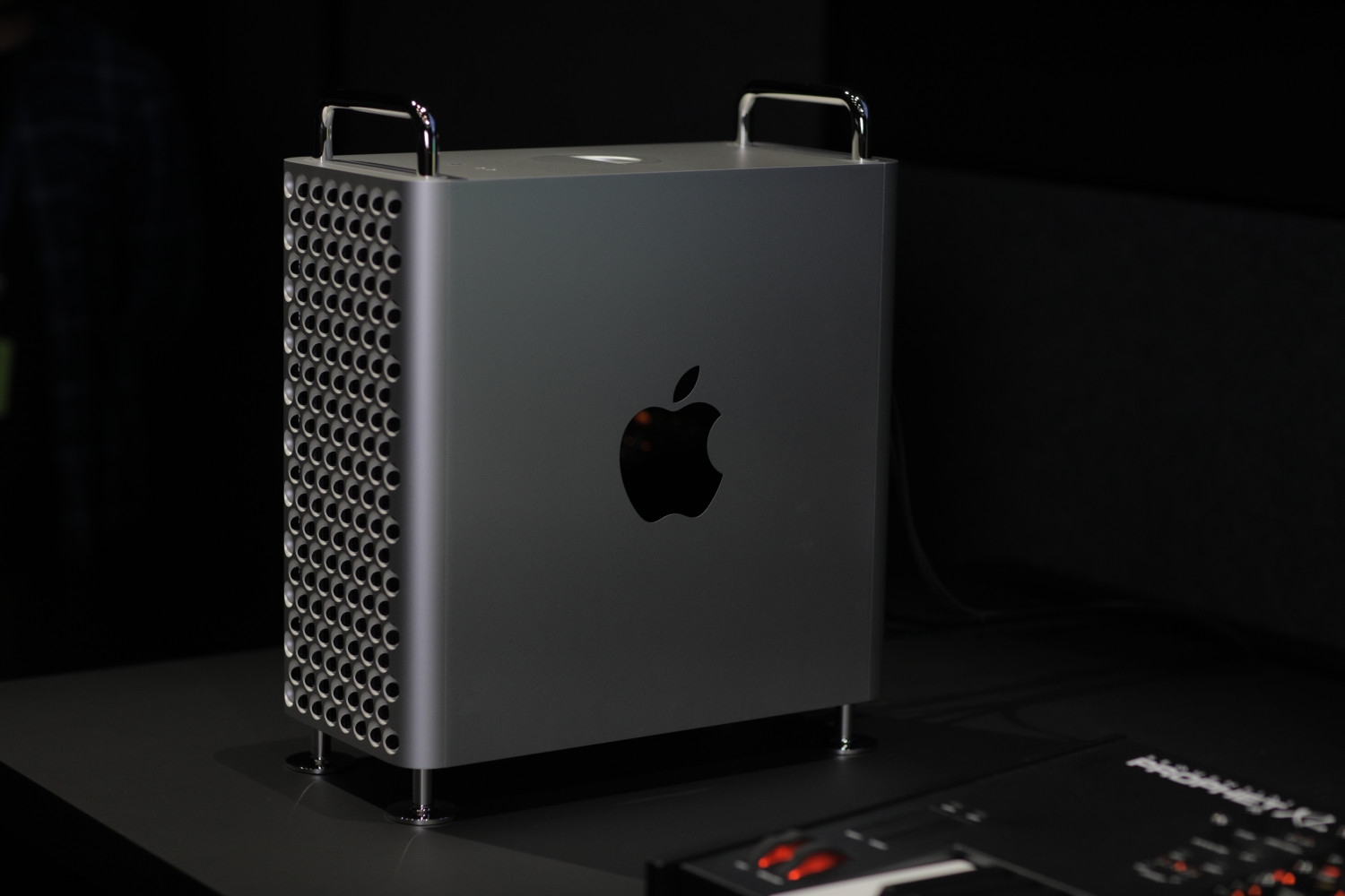 Sắp tới Mac Pro sẽ được sản xuất tại Mỹ thay vì Trung Quốc