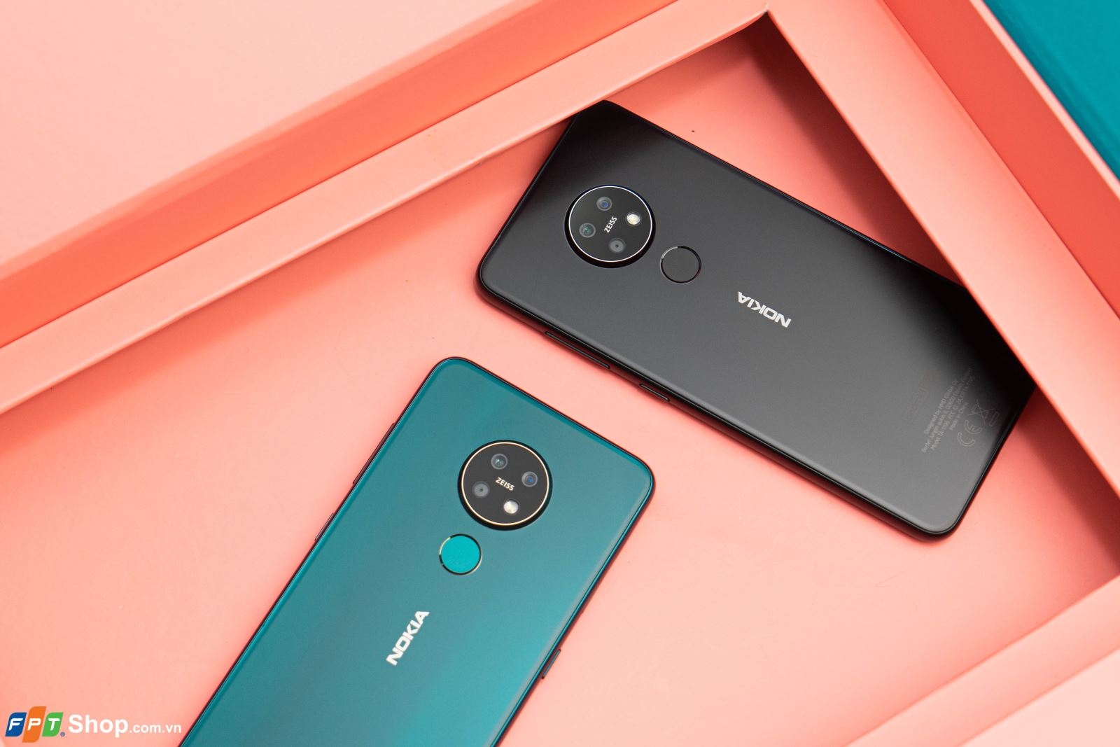 Hơn 5 triệu nên mua ngay chiếc smartphone này đón tết