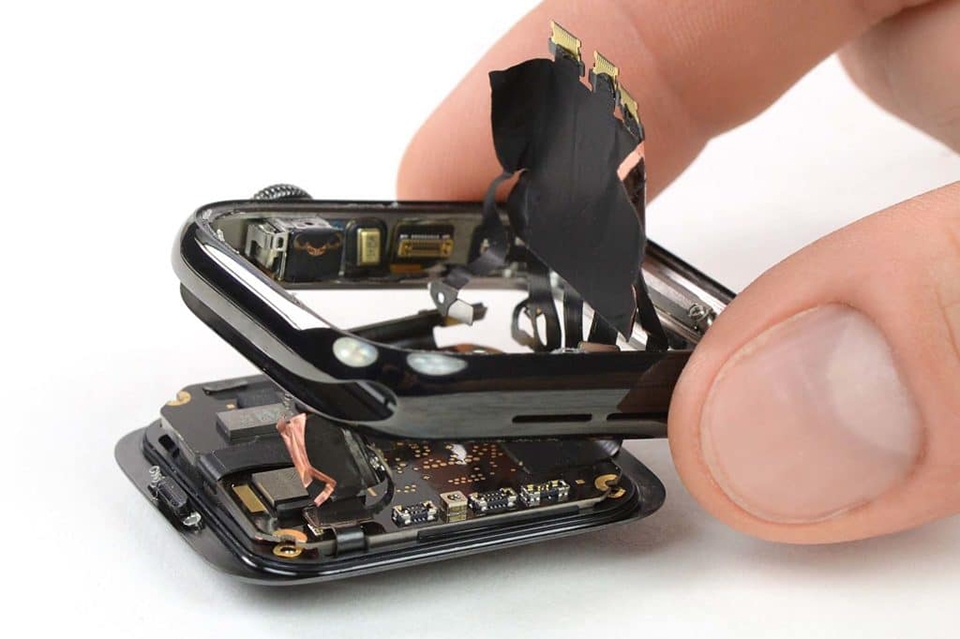 iFixit mổ bụng Apple Watch Series 5 (ảnh 3)