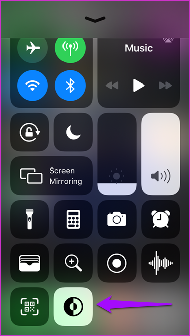 Cách kích hoạt chế độ nền tối trong iOS 13
