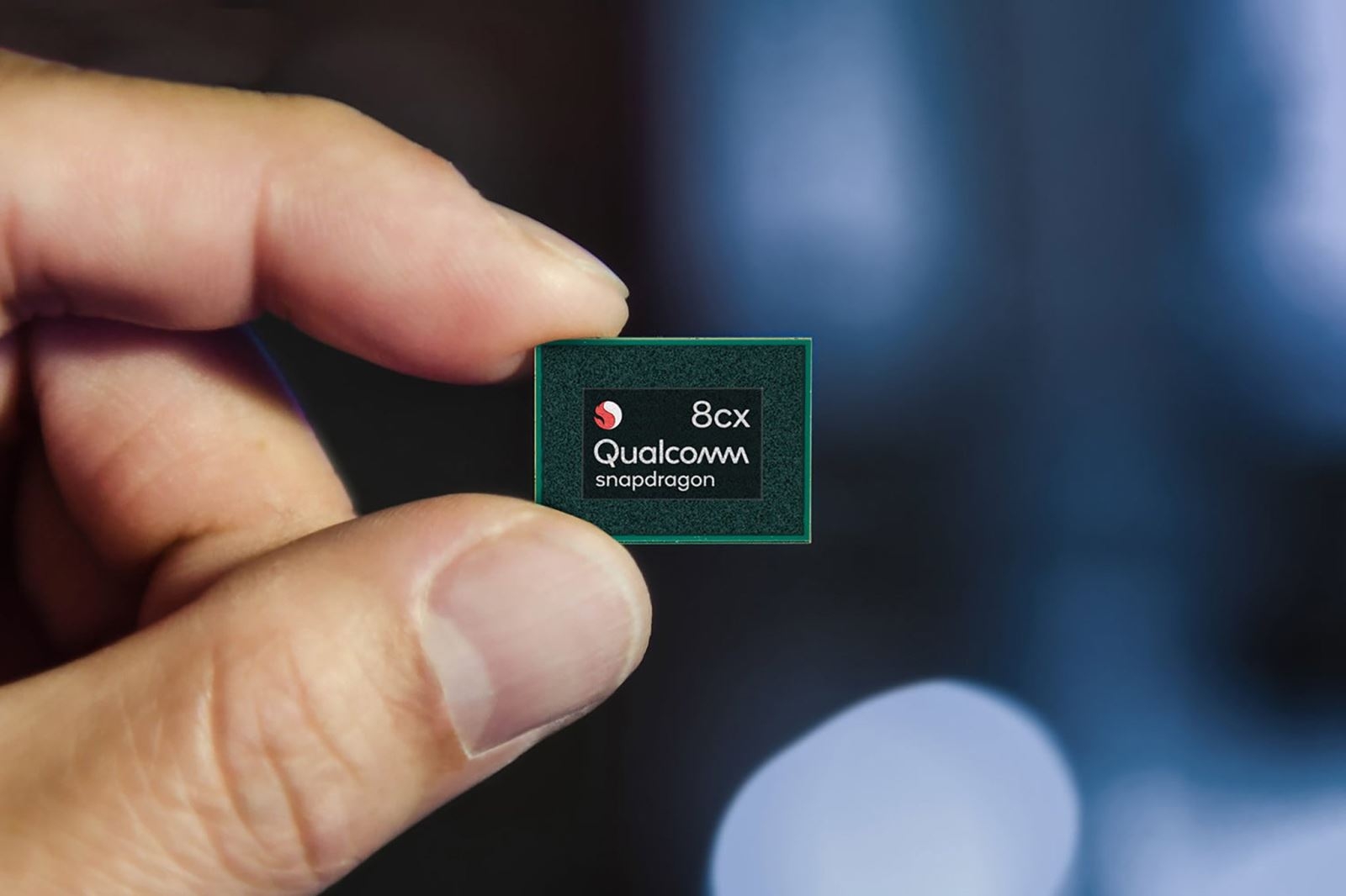 AMD Ryzen Surface Edition và Microsoft SQ1 05
