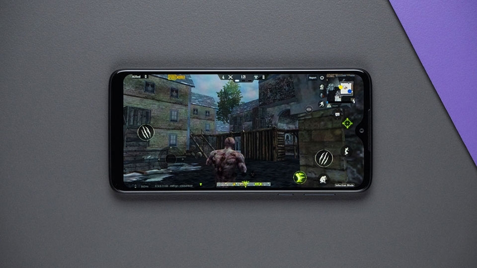 Motorola One Macro