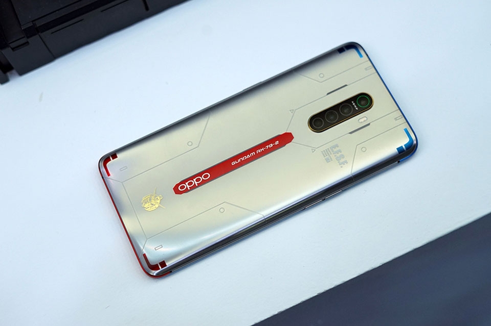 OPPO Reno Ace Gundam Edition