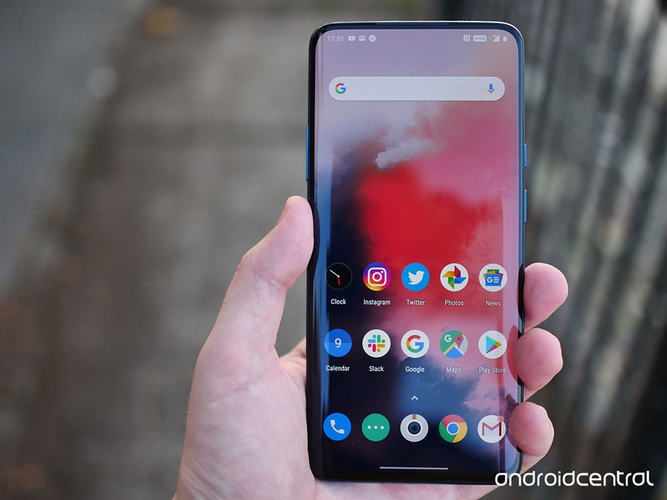 công nghệ màn hình mới trên OnePlus 7T