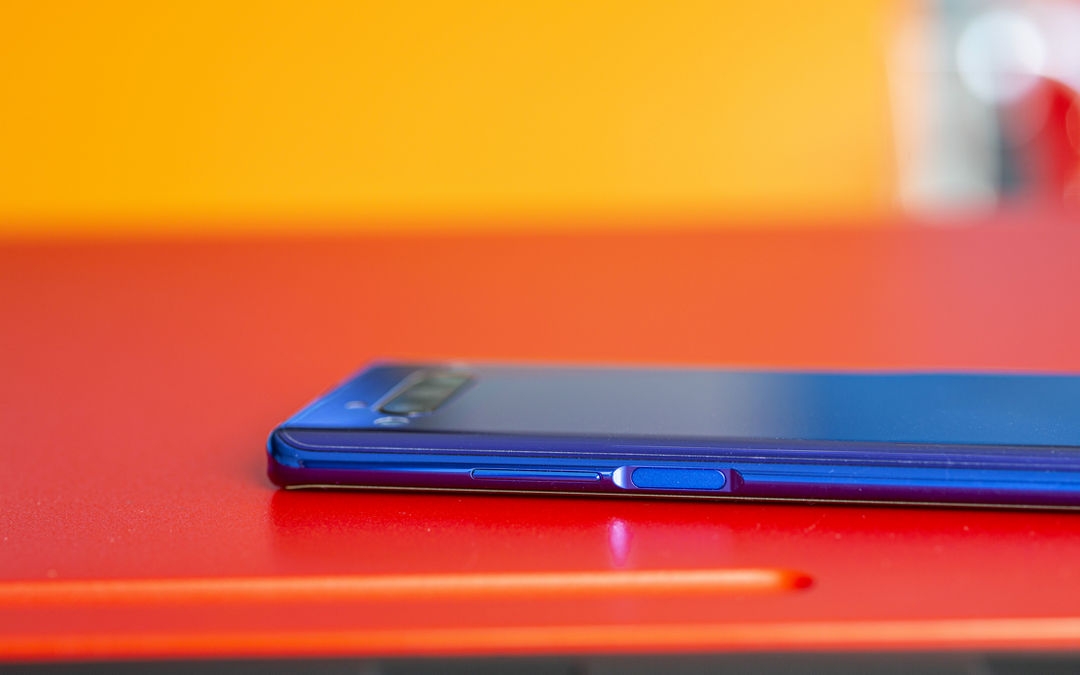 Mở hộp và trên tay ZTE Nubia Z20