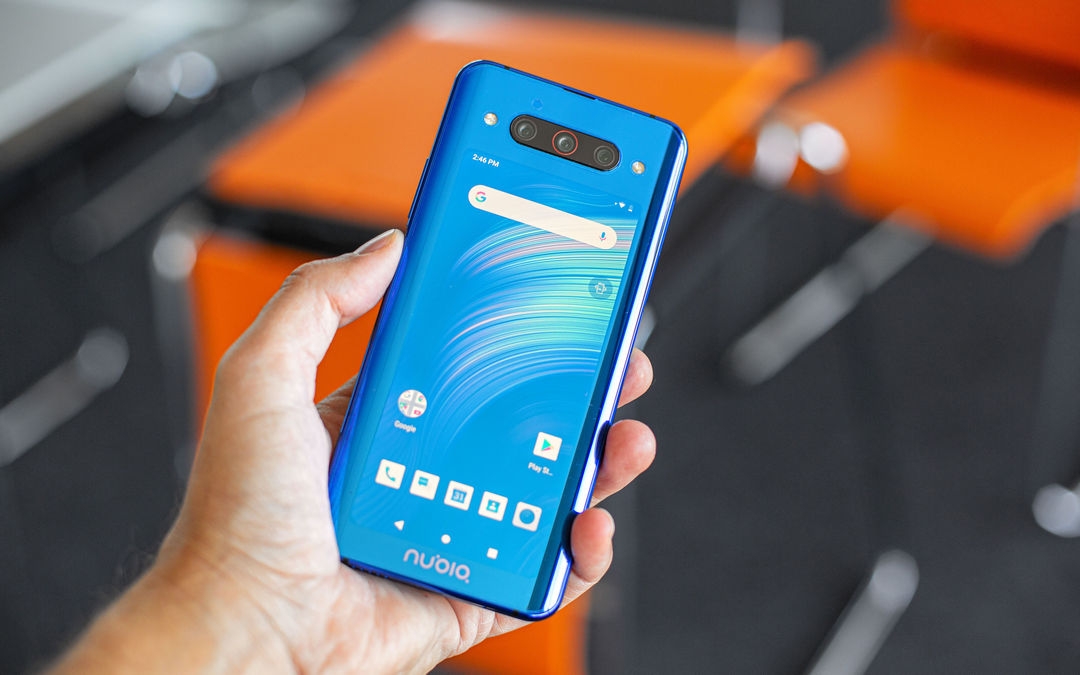 Mở hộp và trên tay ZTE Nubia Z20