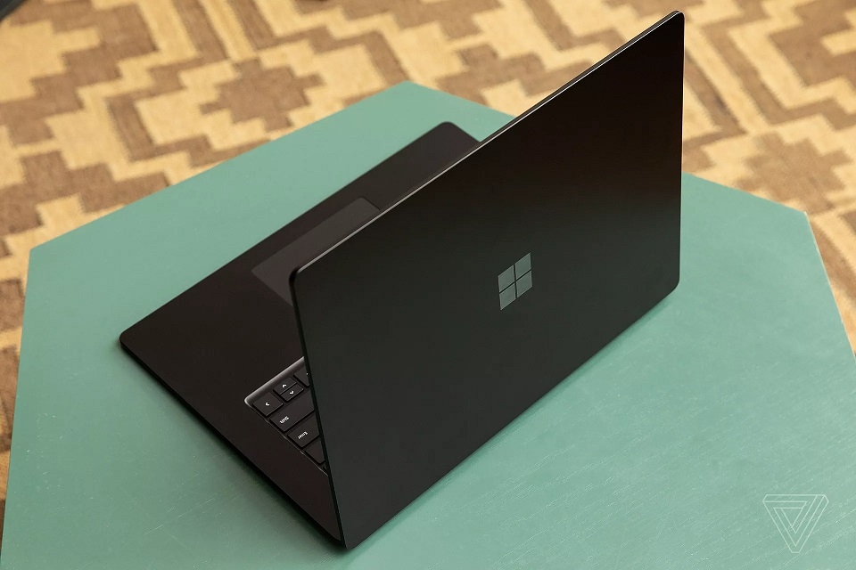 Surface Laptop 3 15 inch 02