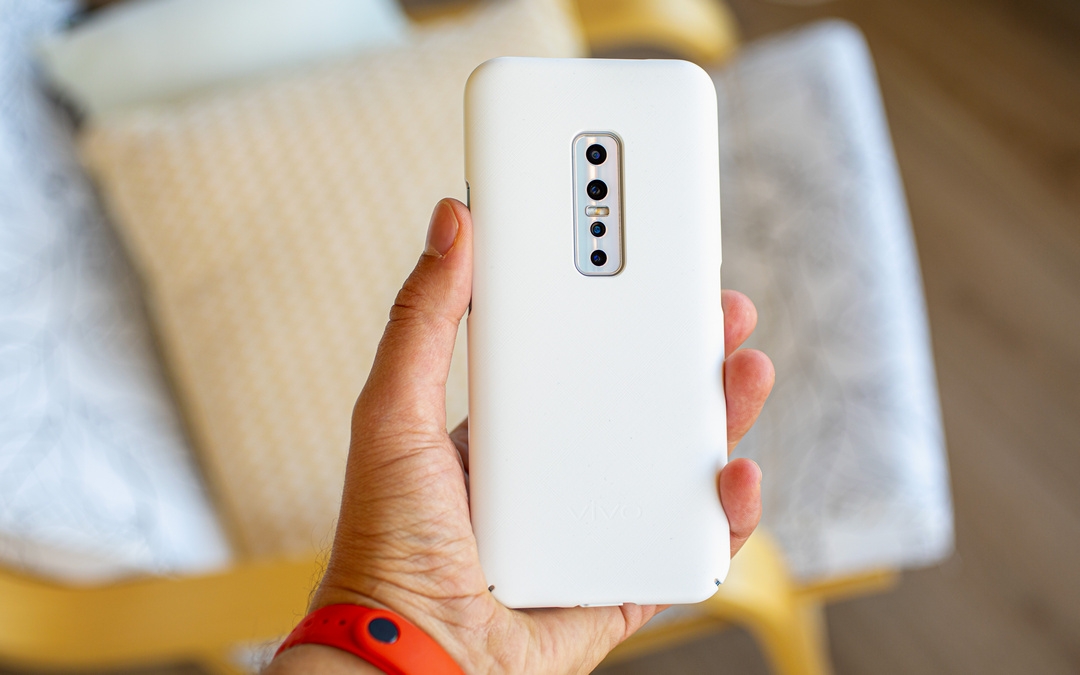 Đánh giá thiết kế Vivo V17 Pro