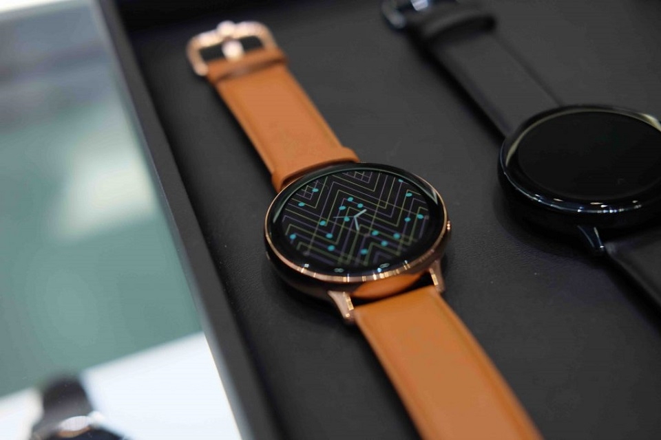 Watch Active 2 phù hợp cả nam và nữ