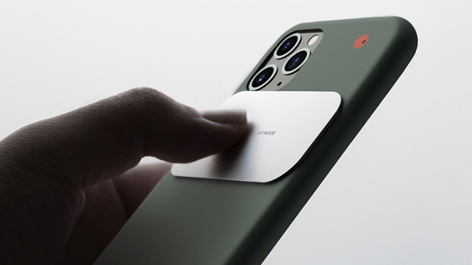 Ý tưởng case iPhone 11 Pro có cơ chế trượt để ẩn camera 3