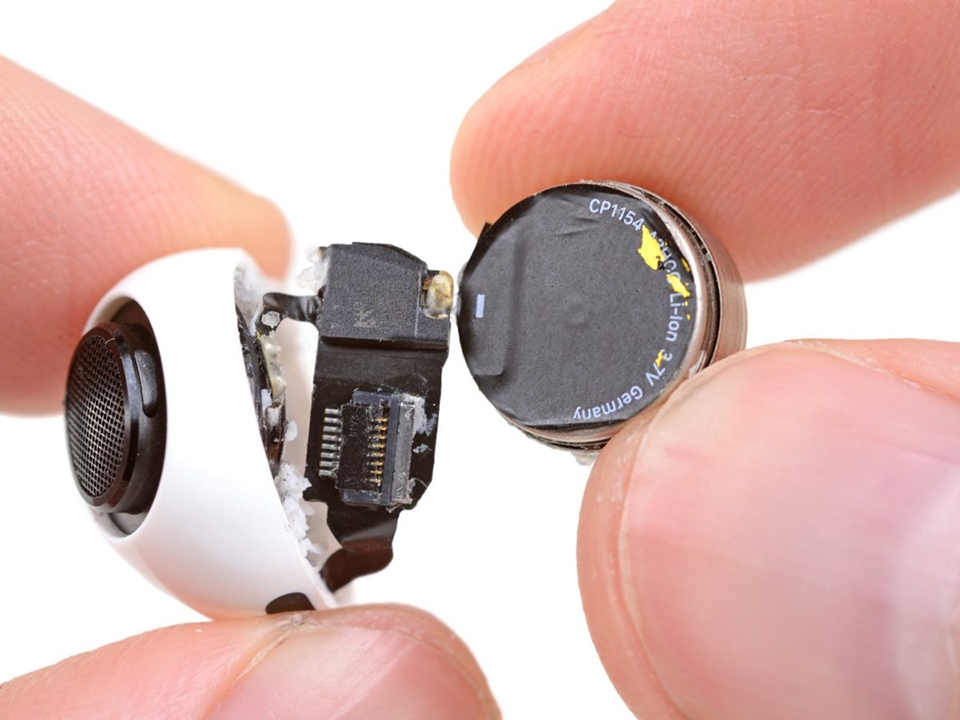 Mổ bụng AirPods Pro (ảnh 2)