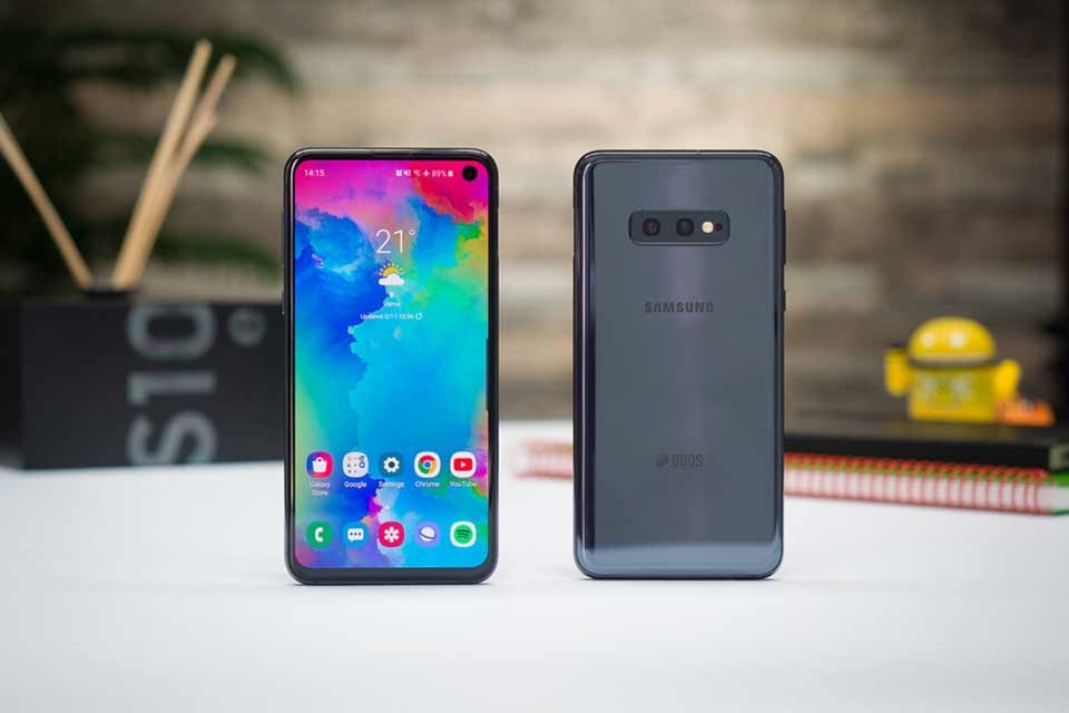 Samsung Galaxy S10e Samsung Galaxy S10e