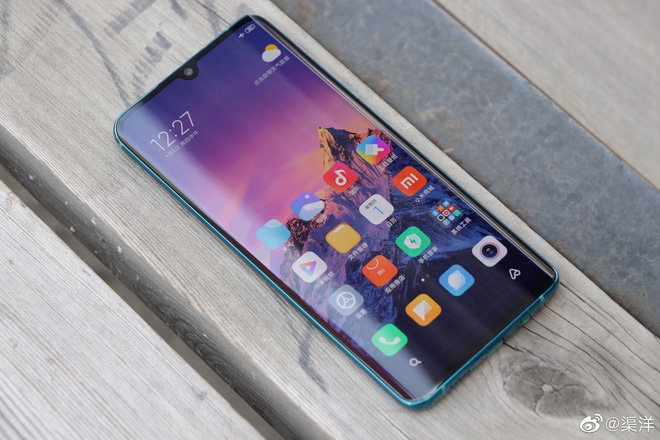 Ngắm trọn vẹn vẻ đẹp của Xiaomi Mi CC9 Pro qua bộ ảnh thực tế 1