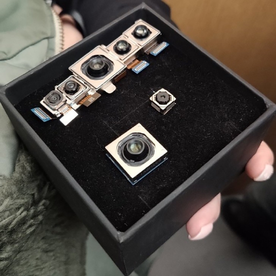 Kích thước 5 camera sau của Mi CC9 Pro