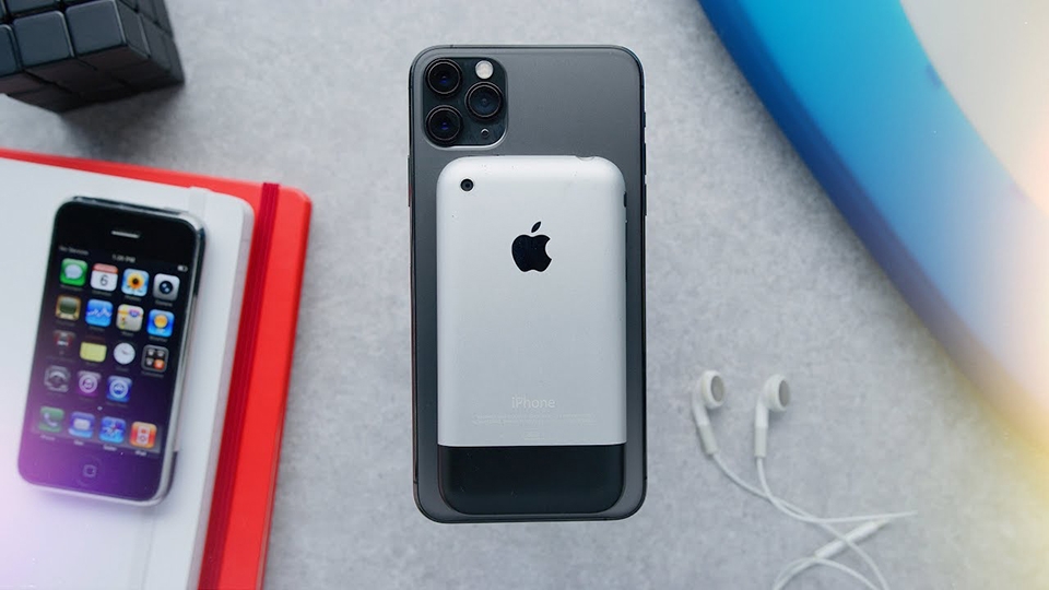 So sánh iPhone 11 Pro và iPhone đời đầu (ảnh 1)