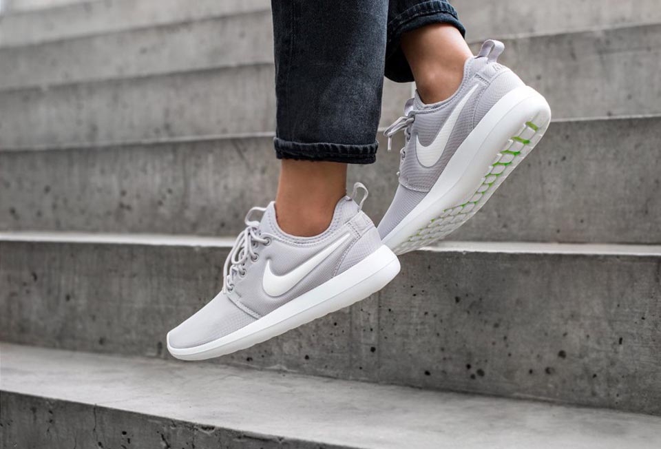 Bộ sưu tập sneaker đẹp đơn giản để bạn phối đồ dễ dàng hơn 3