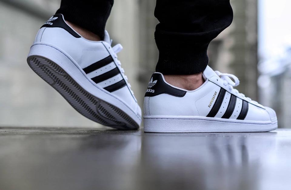 Bộ sưu tập sneaker đẹp đơn giản để bạn phối đồ dễ dàng hơn 4