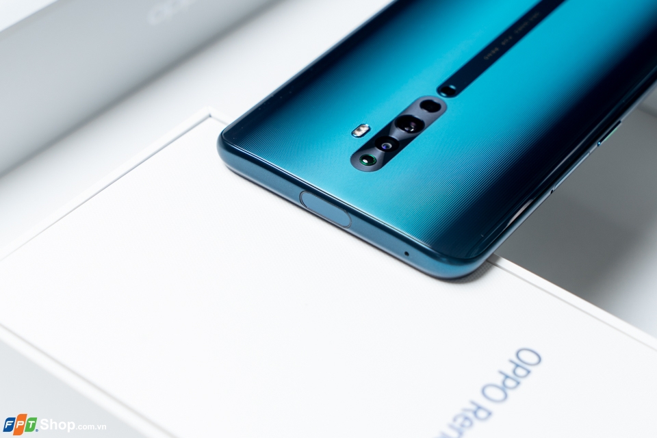 Camera selfie là điểm mạnh của OPPO Reno2 F