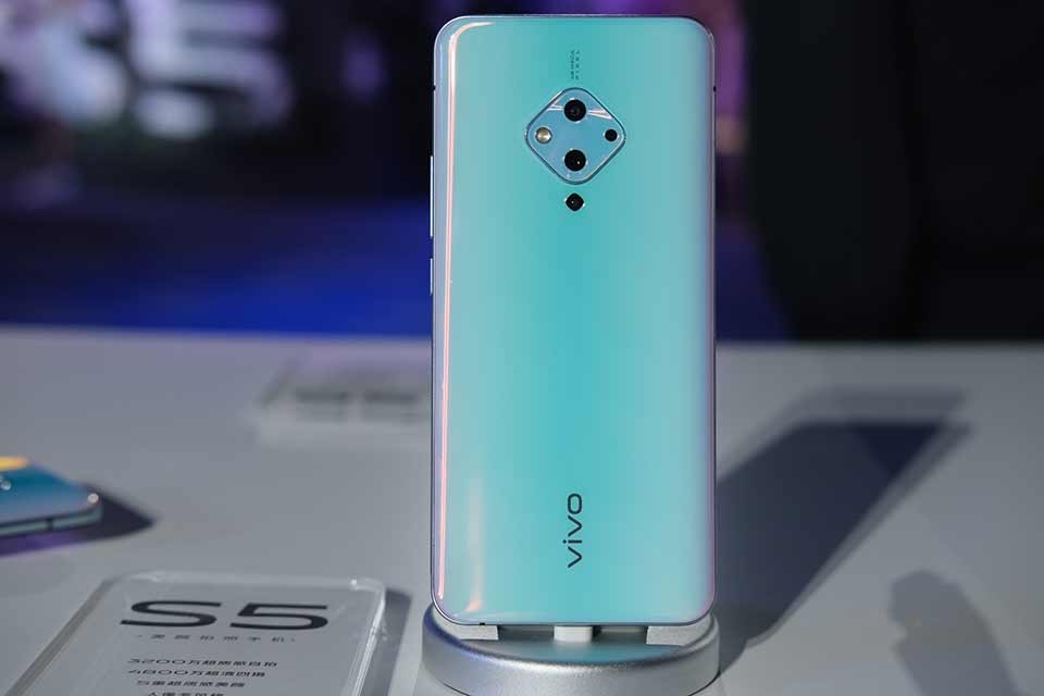 Vivo S5 Vivo S5