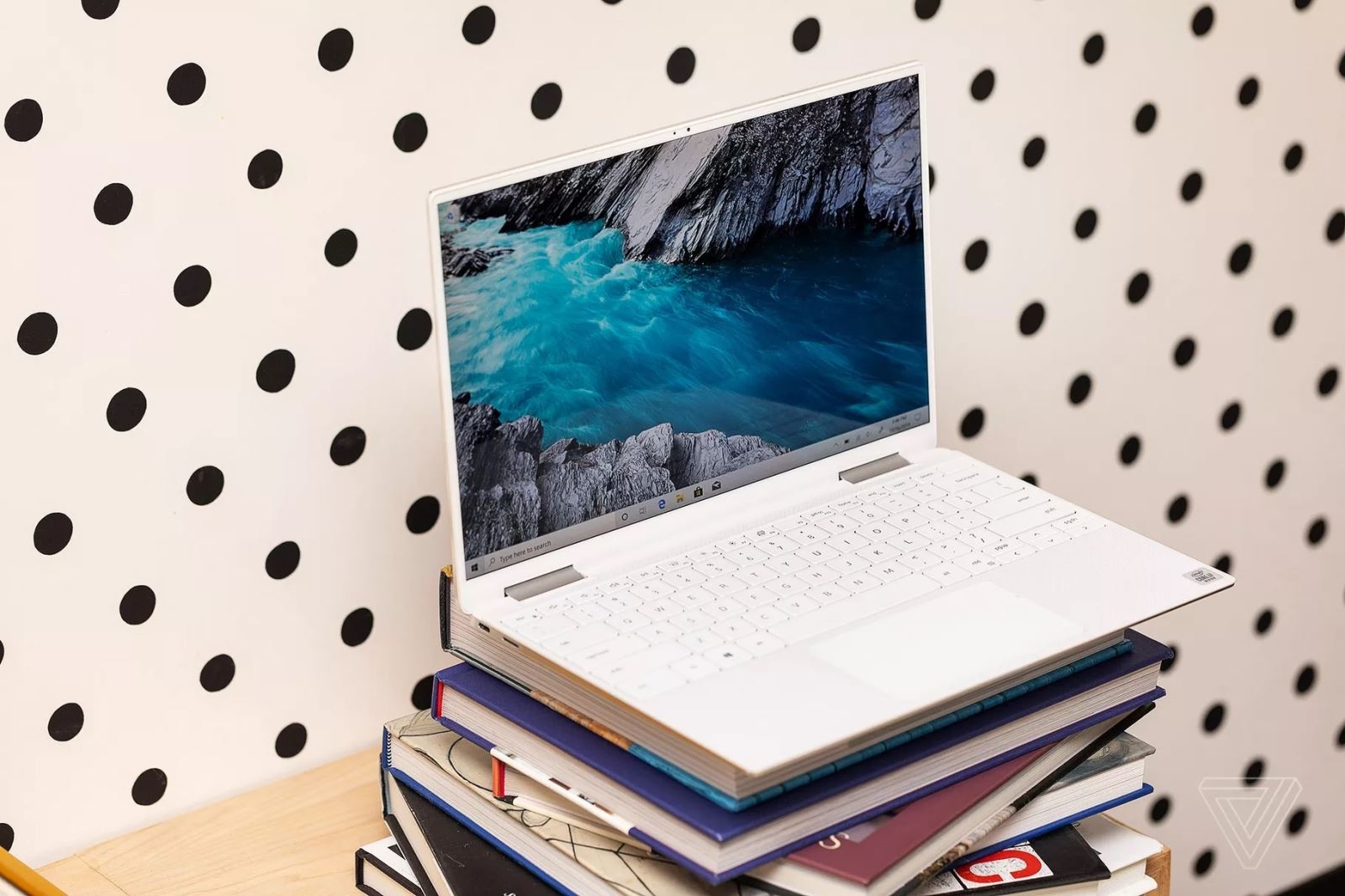 Dell XPS 13 2-in-1 01