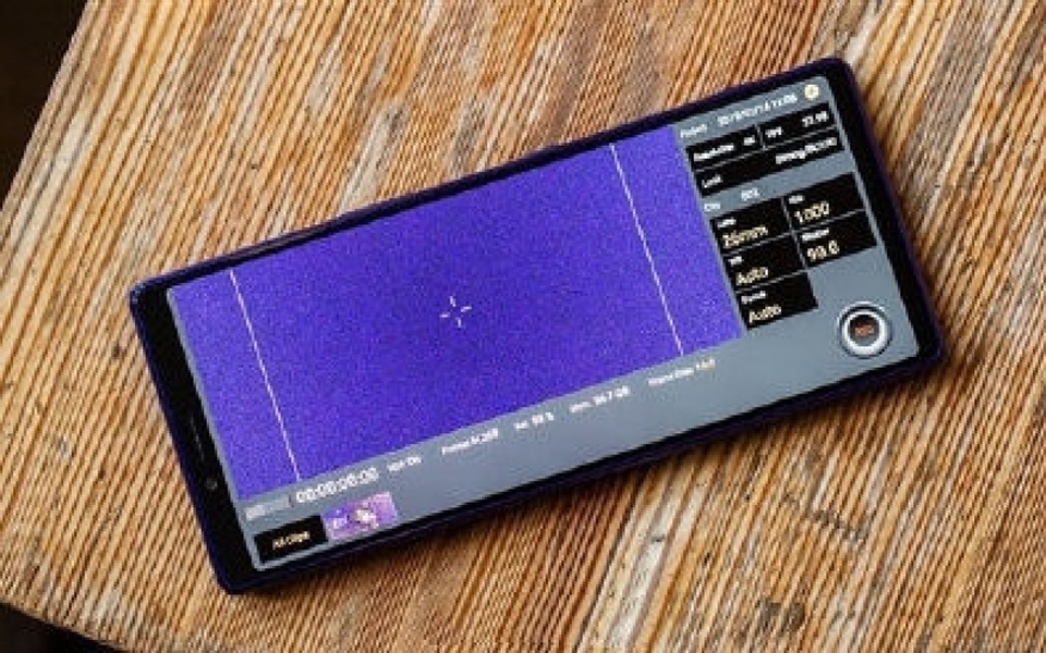 Sony sẽ ra mắt 4 flagship, 3 smartphone tầm trung vào năm tới (ảnh 4) Sony sẽ ra mắt 4 flagship, 3 smartphone tầm trung vào năm tới (ảnh 4)