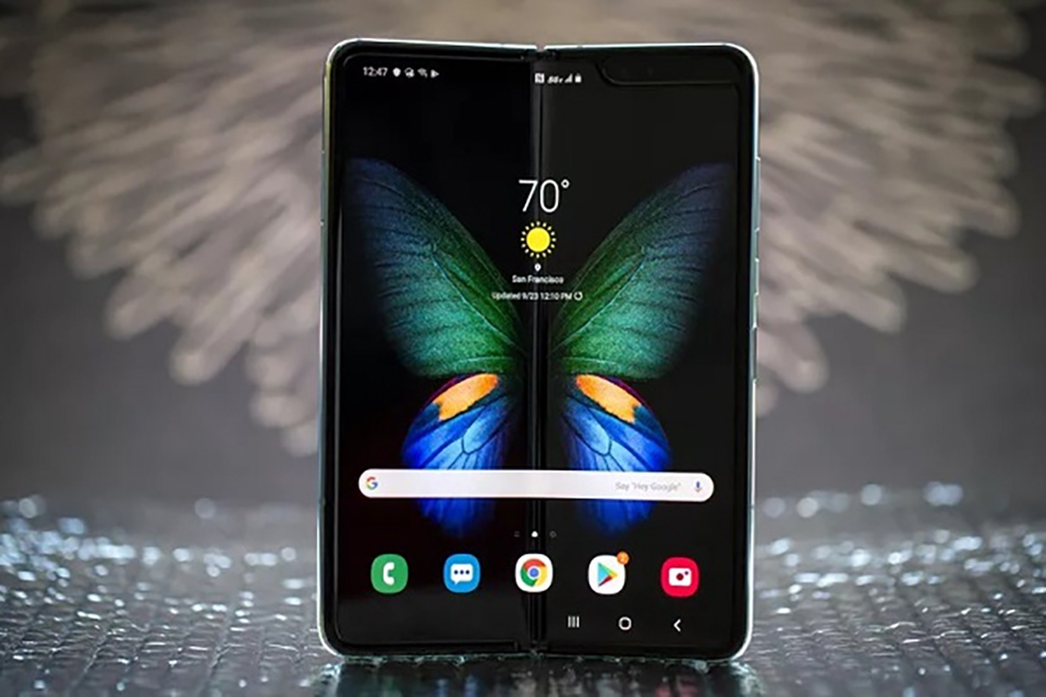 Samsung W20 ra mắt (ảnh 3)