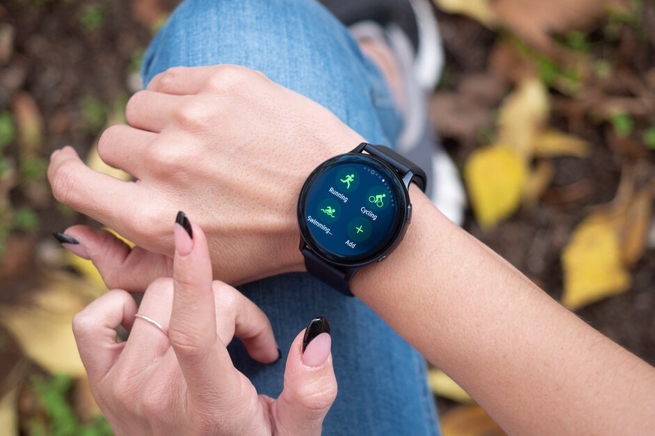 Đánh giá chi tiết Samsung Galaxy Watch Active 2