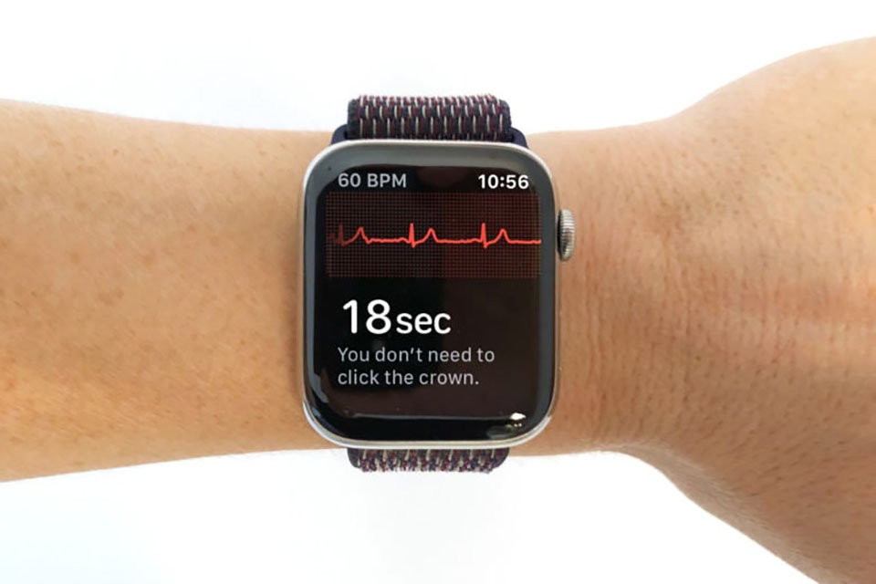 Apple Watch vừa tiếp tục cứu người