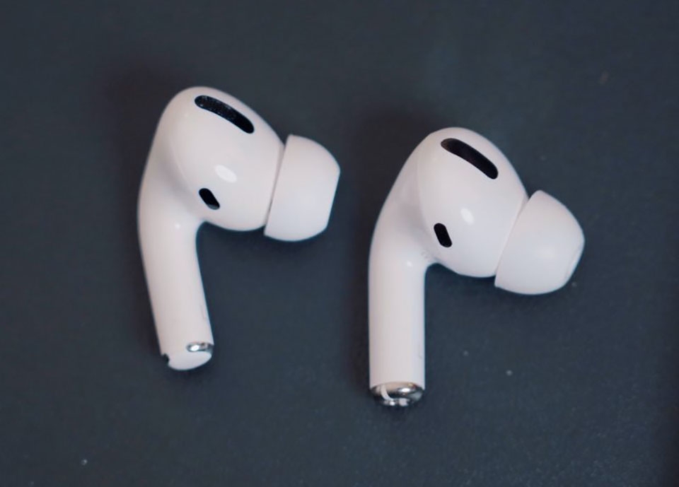 So sánh AirPods Pro thật và nhái (ảnh 3)