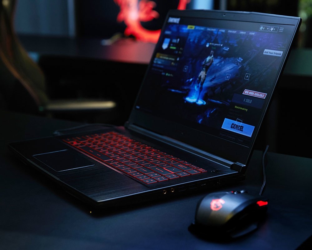 laptop gaming MSI GF63 8RC-203VN/I5-8300H