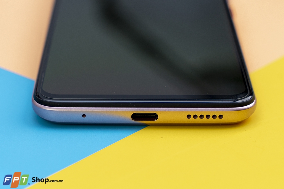 Vivo S1 Pro sử dụng cổng Type C Vivo S1 Pro sử dụng cổng Type C