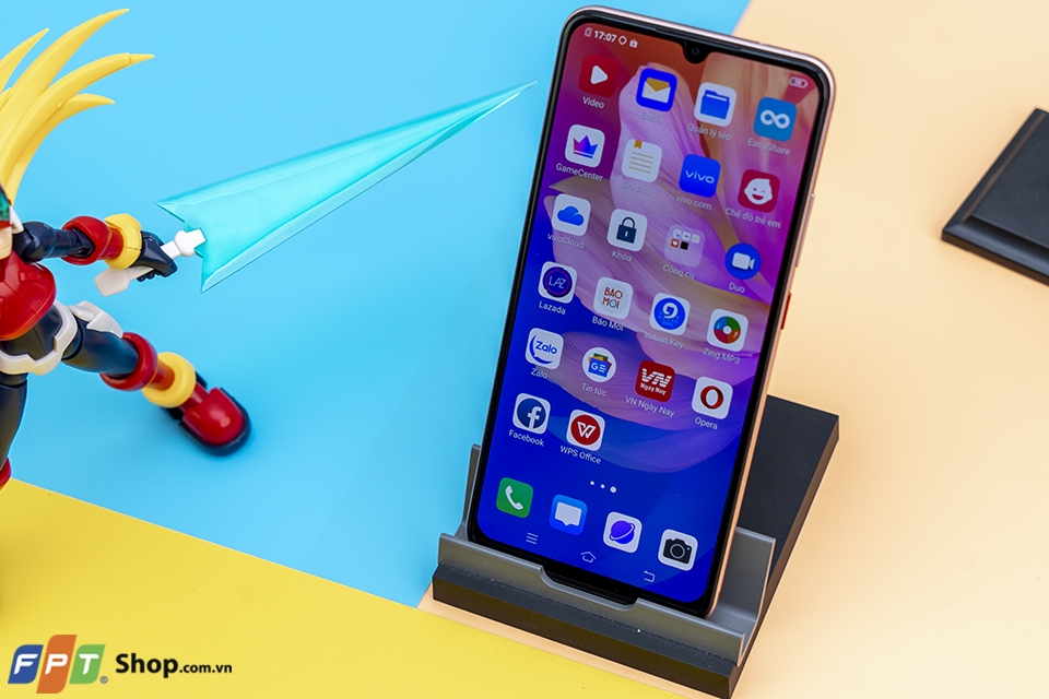 Vivo S1 Pro sử dụng vi xử lý Snapdragon 665 Vivo S1 Pro sử dụng vi xử lý Snapdragon 665