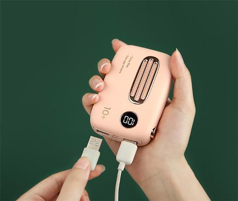Pin dự phòng kiêm đài FM của Xiaomi (ảnh 1)