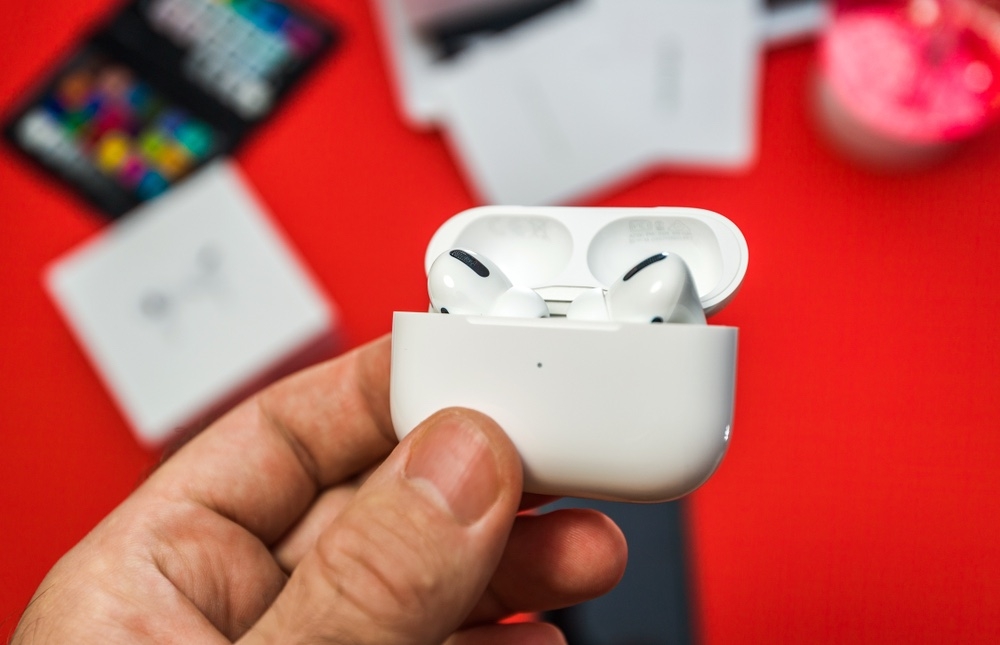 pin AirPods