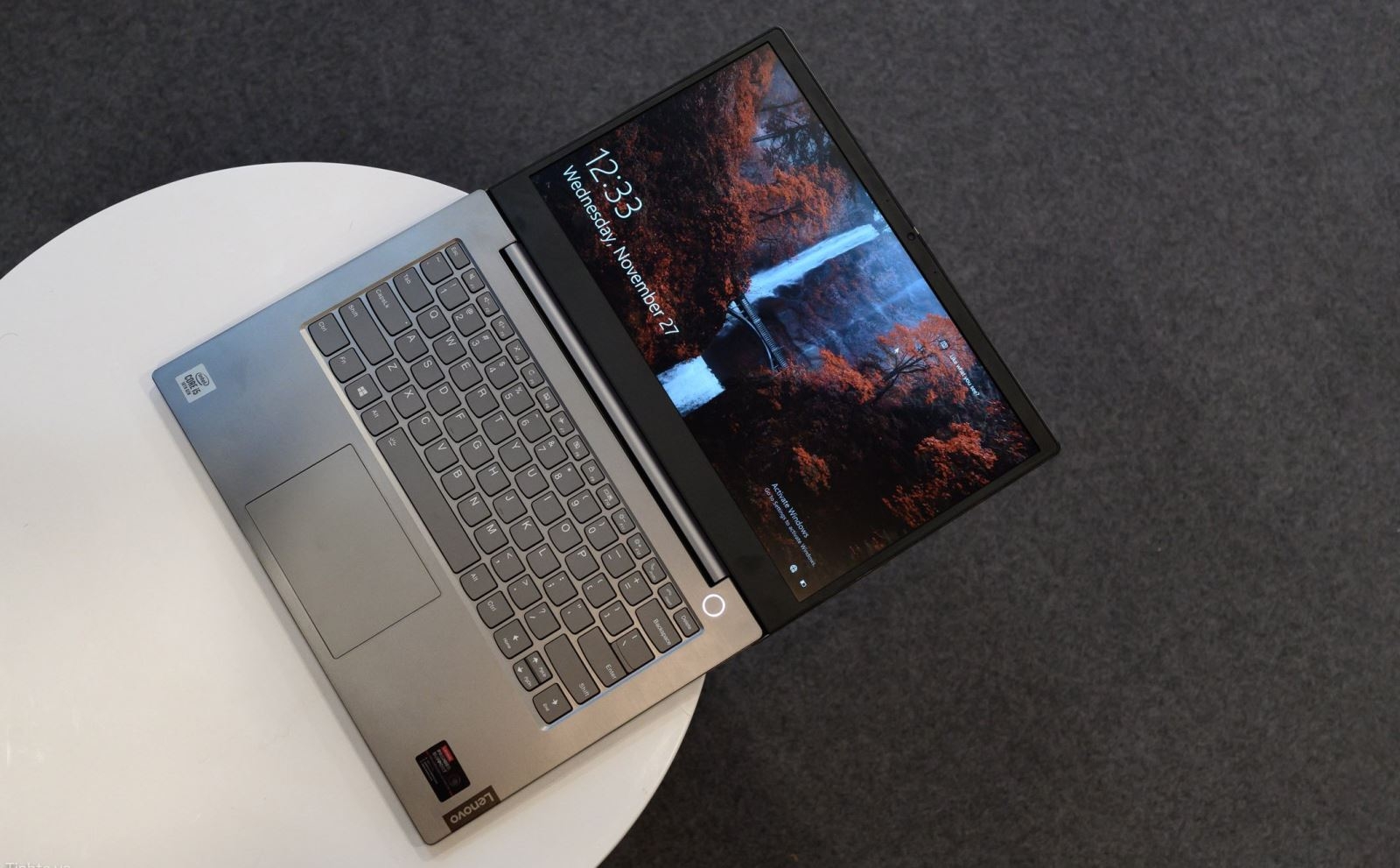Lenovo ThinkBook 04 Lenovo ThinkBook 04