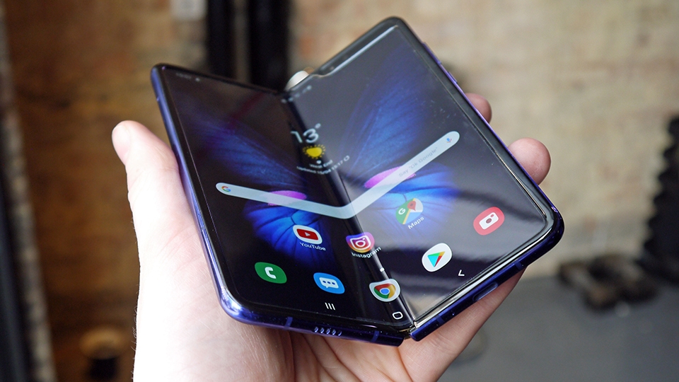 Samsung khởi động dự án Android 10 cho Galaxy Fold 12