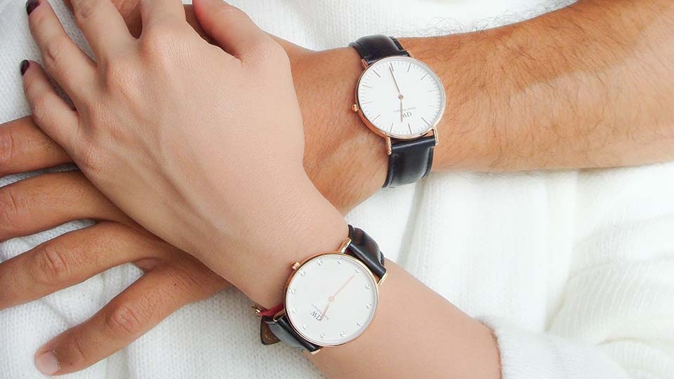 Lựa chọn đồng hồ đôi cho những ngày cuối năm thêm gắn kết 1