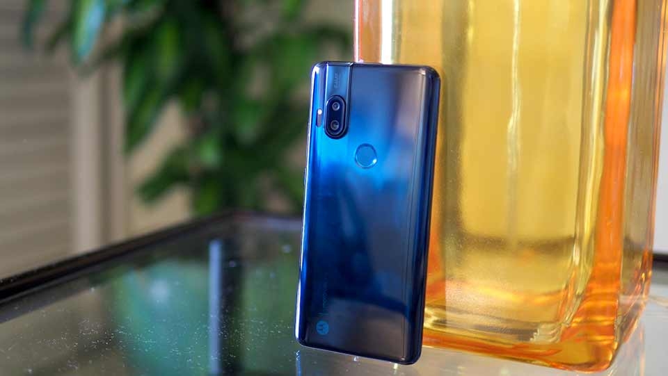 Motorola One Hyper Motorola One Hyper