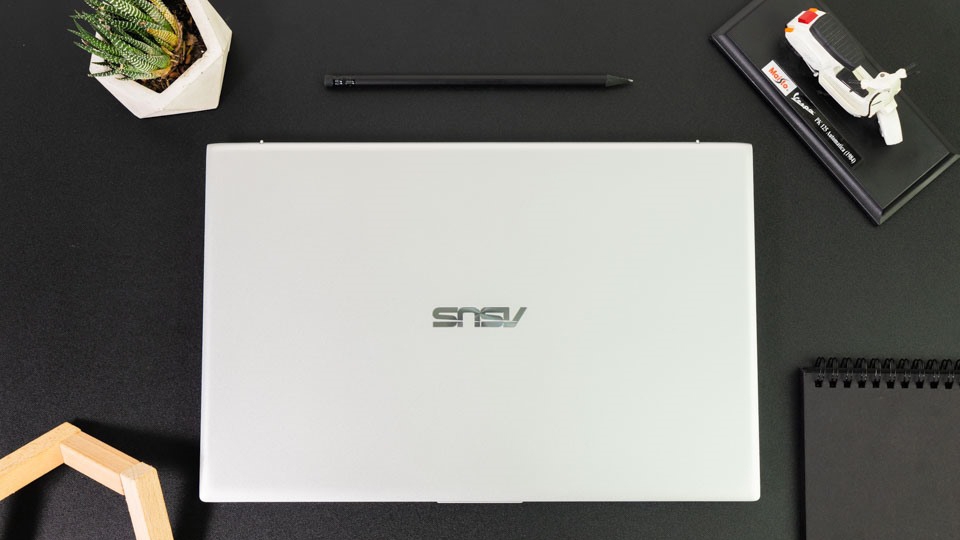 A412DA-EK160T được trang bị 8GB RAM A412DA-EK160T được trang bị 8GB RAM