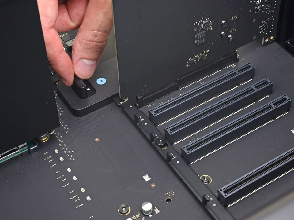 iFixit mổ bụng Mac Pro 2019 (ảnh 2)