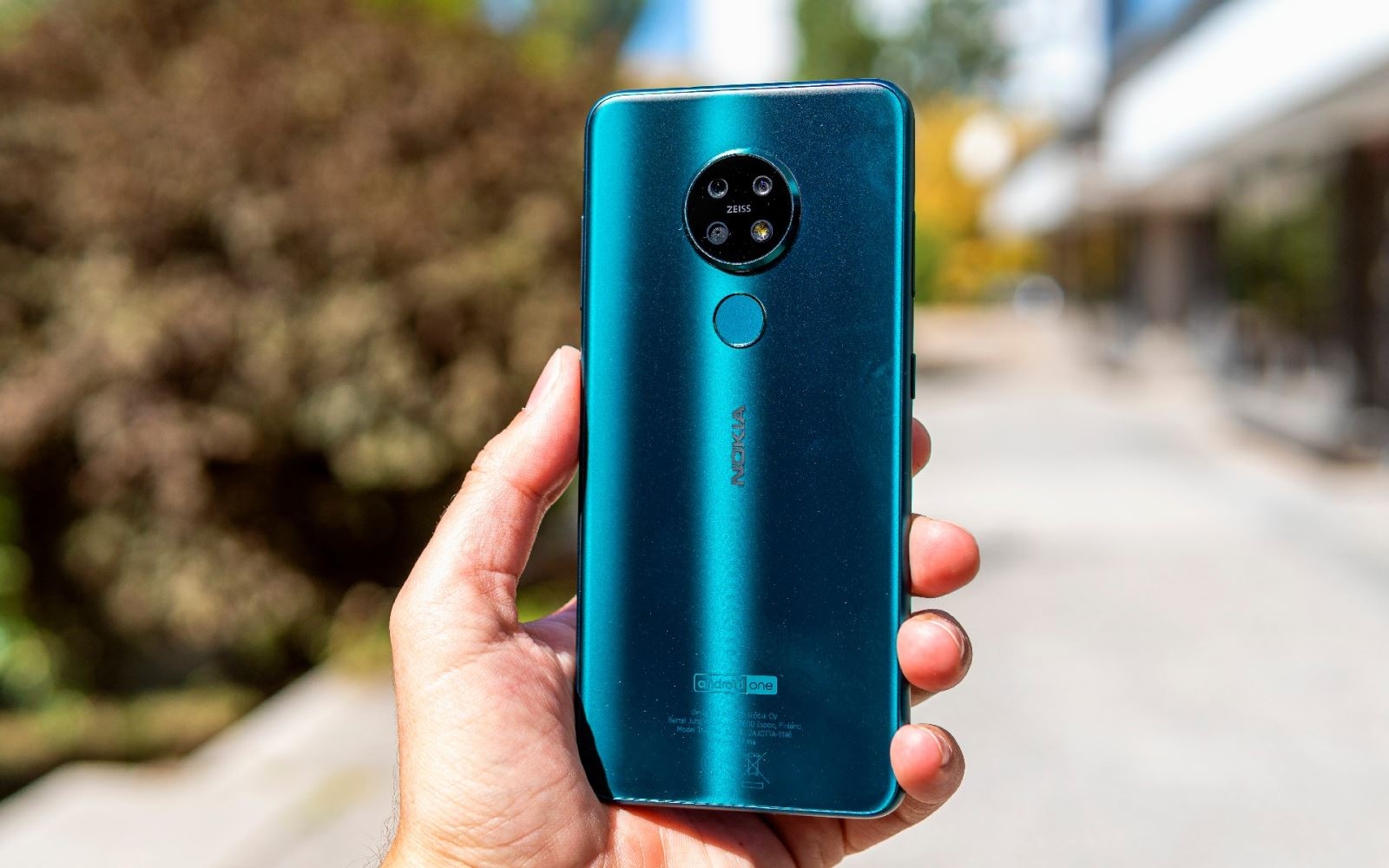 Chi tiết về thiết kế Nokia 7.2