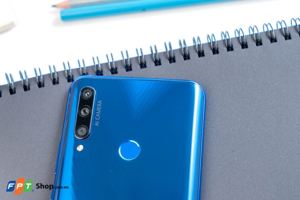 Những điểm nhấn ấn tượng của Honor 9X trong tầm giá 6 triệu