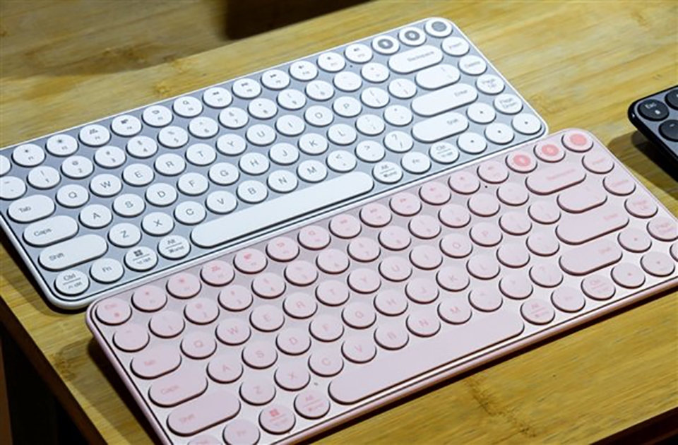 Xiaomi ra mắt bàn phím cơ và chuột không dây MIIW (ảnh 1) Xiaomi ra mắt bàn phím cơ và chuột không dây MIIW (ảnh 1)