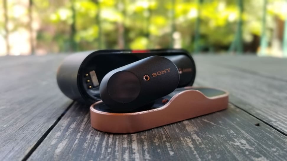 Sony WF-1000XM3 vs AirPods Pro 08